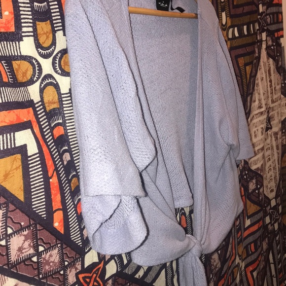 Urban Outfitters low cut cross tie shirt - Picture 2 of 7